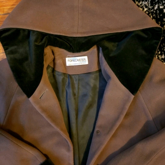 Forecaster by Boston - Picture 4 of 4